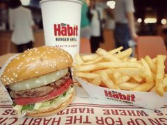 -The Habit Burger Grill 哈比特汉堡(复兴soho店)