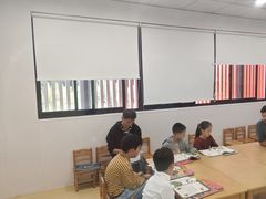-爱乐梵国际儿童教育中心(古美店)