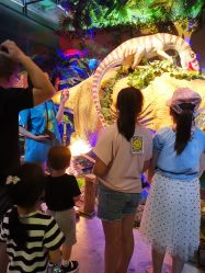 -恐龙探索乐园(磁器口店)