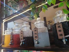 -六福酒馆(秦隆步行街店)