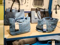-鹿岛生活(熙地港店)