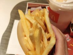 -麦当劳(中山公园龙之梦店)