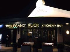 -WOLFGANG PUCK KITCHEN & BAR(迪士尼小镇店)