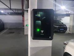 -TESLA 特斯拉(上海太古汇体验店)