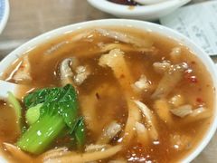 酸辣肚丝汤-西安贾三灌汤包·回坊小吃·清真炒菜(北院门总店)