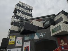 -资和信百货商场
