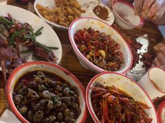 -冶建镜子·老南昌大排档·江西虾王(总店)