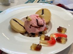 -水桶王国主题餐厅·聚会·生日派对·亲子活动·家庭套餐(亚龙湾希尔顿店)