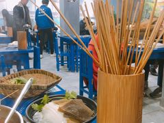 -马路边边·成都串串(翠柏路店)