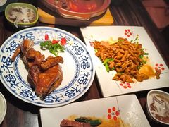 -粤·向群饭店(麓景路店)