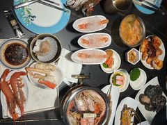 -雍容荟帝王蟹活龙虾展台自助(IFS黑金店)