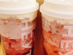 -喜茶(上海打浦桥日月光gelato lab+店)