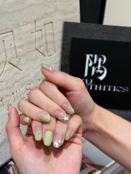 -隅日式美甲美睫專門店