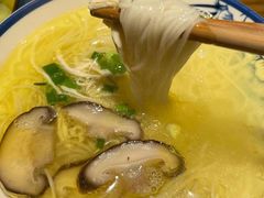 鸡汤银丝面-二孃鸡爪爪(东风路总店)