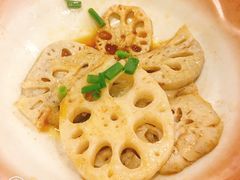 -双燕楼·手工馄饨·汤面小吃(世纪汇店)