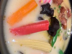 -滋味满屋美食坊(上海街店)