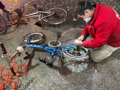 -肖氏修车行(严丰路店)