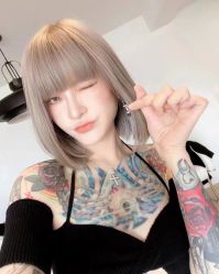 -爱美睫美甲会馆