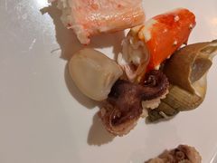 -半岛翡丽海鲜自助餐厅(观风亭店)