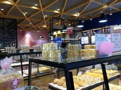 面包甜点陈列柜-迪莉娅(欧亚卖场店)