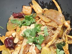 -醉人椒麻辣香锅(王府井喜悦店)