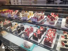 -巴黎优朵烘焙馆(菱角湖壹号店)