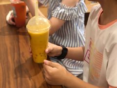-喜茶(杭州滨江宝龙店)