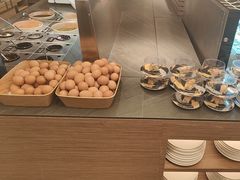 -牛YO寿喜烧·铁板烧和牛火锅自助(市府恒隆店)