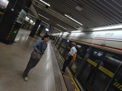 -常熟路(地铁站)