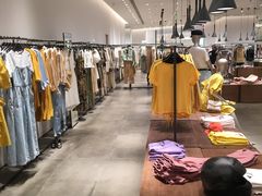 -URBAN REVIVO(西安Momopark店)