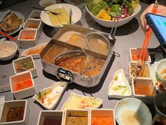 -左庭右院鲜牛肉火锅黑金店(陆家嘴中心店)