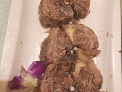 手抓羊脖-老毛手抓·盐池滩羊非遗手抓(宁夏总店)