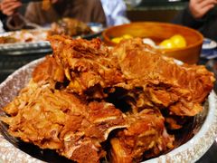 特色大铁锅烀腔骨-95号酱骨·一块豆腐(展春园西路店)