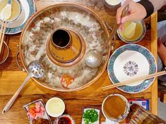 -毛辣果·贵州红酸汤牛肉火锅(西单店)