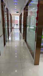 -苗医生专业祛痘·皮肤管理