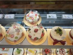 -花花卷卷·鲜食蛋糕(静安久光百货店)