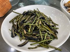 野芦蒿炒臭干-广迎居老正兴菜馆