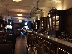 -LONG BAR 廊吧(外滩华尔道夫酒店)