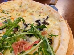 黑松露风干火腿披萨-COMMUNE幻师(渔人码头店)