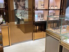 -博士眼镜(东莞中环财富广场店)