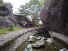 -伍山石窟