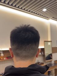 -MARTIN'S BARBER SHOP男士理发馆