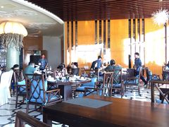 -蜈支洲岛珊瑚酒店临海阁中餐厅