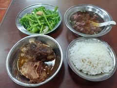 -阿秋牛排(湖心街店)