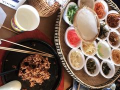 -包整·丝娃娃(一览甲秀楼风景店)