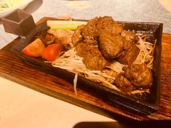 -穹六人间 people 6(岳阳路店)