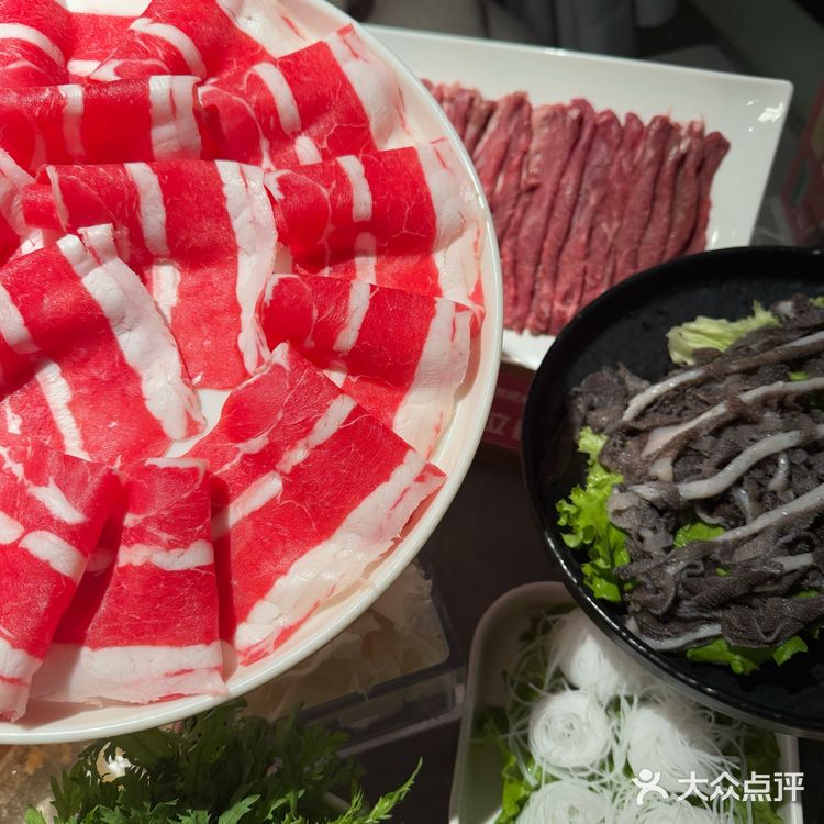 大冷天的就得吃涮肉～