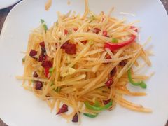 酸辣土豆丝-宽窄巷子(米兰中央火车站店)