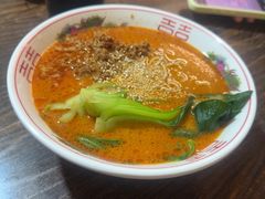 -拉面莊夢語＆中华料理八椿