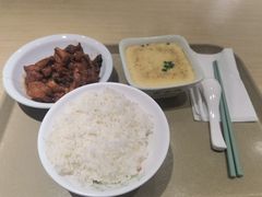 -老乡鸡(融科天地店)